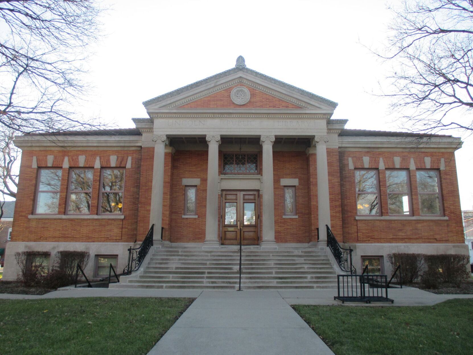 100622-illinois-LincolnPL